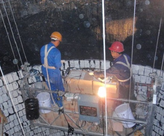 衡水煙囪防腐是保護(hù)與延長(zhǎng)使用壽命的關(guān)鍵措施